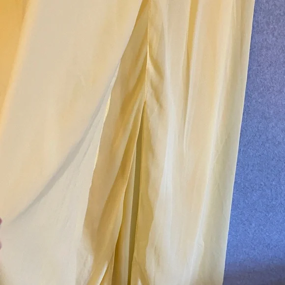 Formal Spring Gown - Picture 3 of 13